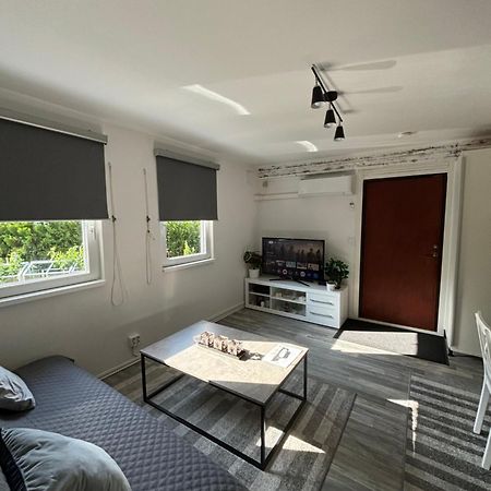 Videdal Apartment 2 Rooms - Own Entrance & Free Parking Malmö Extérieur photo
